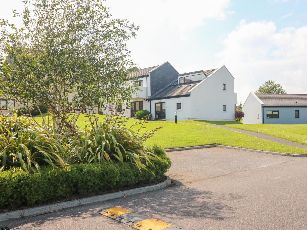 Villa 44 Youghal Exteriör bild